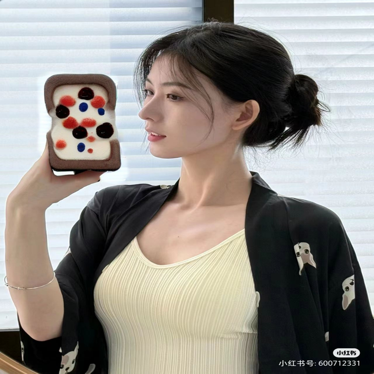 美丽的小姐姐嘿嘿